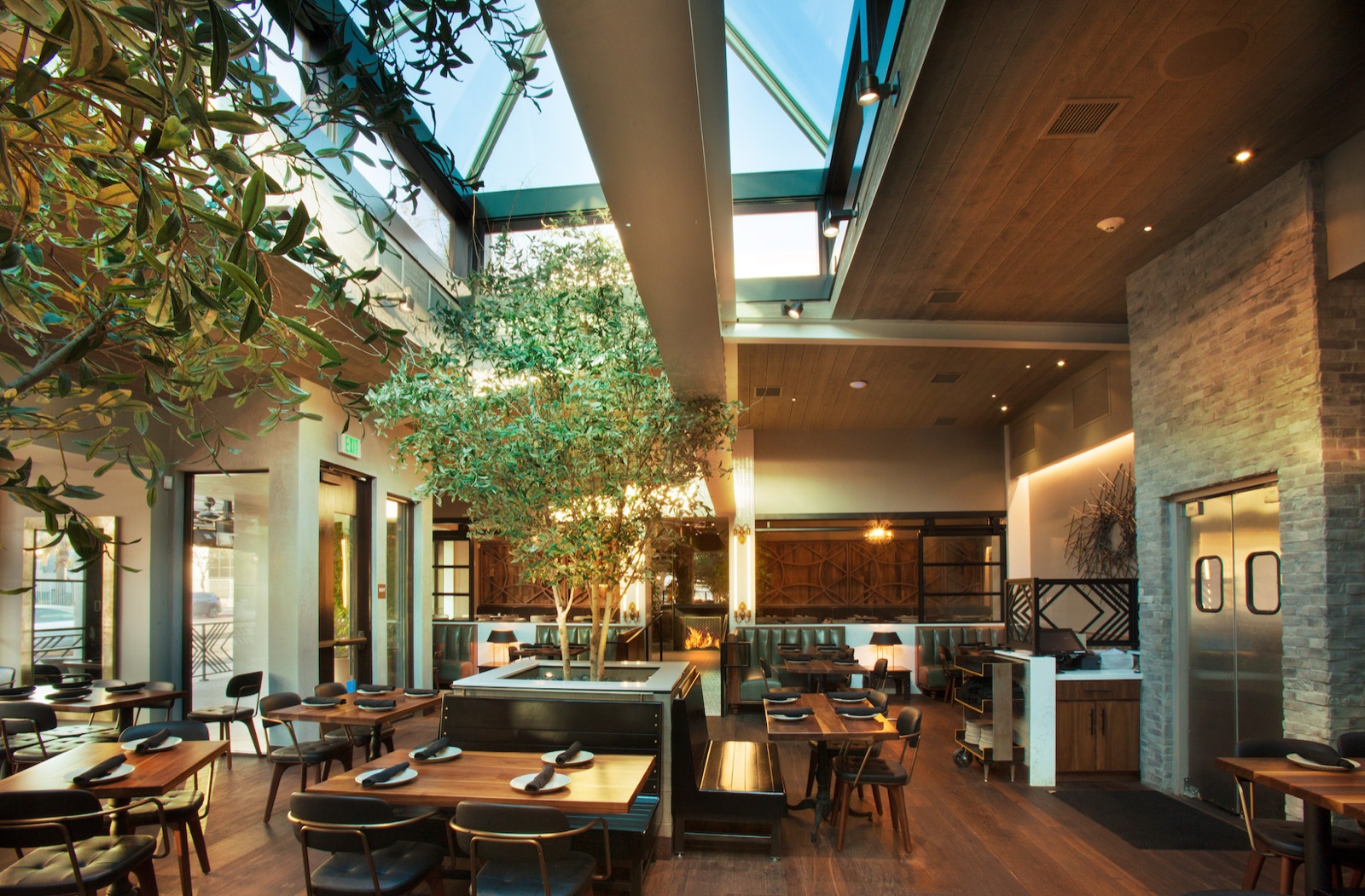 Granville neighborhood restaurant in Los Angeles